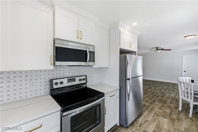 Building Photo - 27731 Arroyal Rd