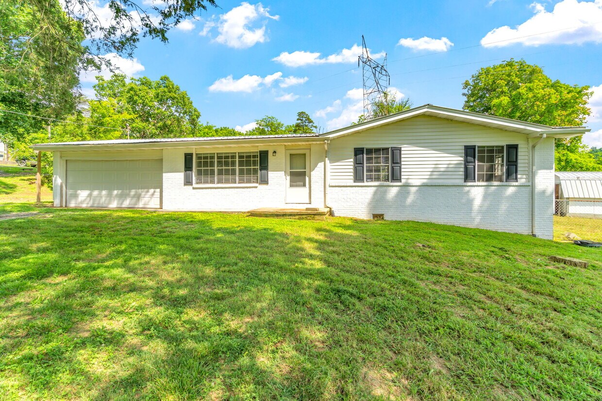 Foto principal - 206 Bowers Cir
