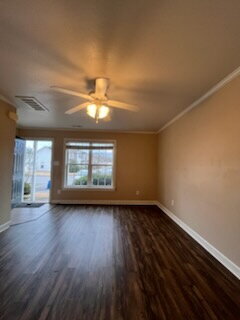 Building Photo - 310 Streamwood Dr