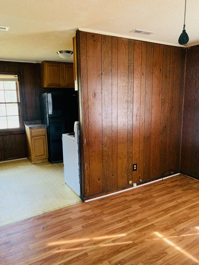Foto del edificio - 505 N Oak St