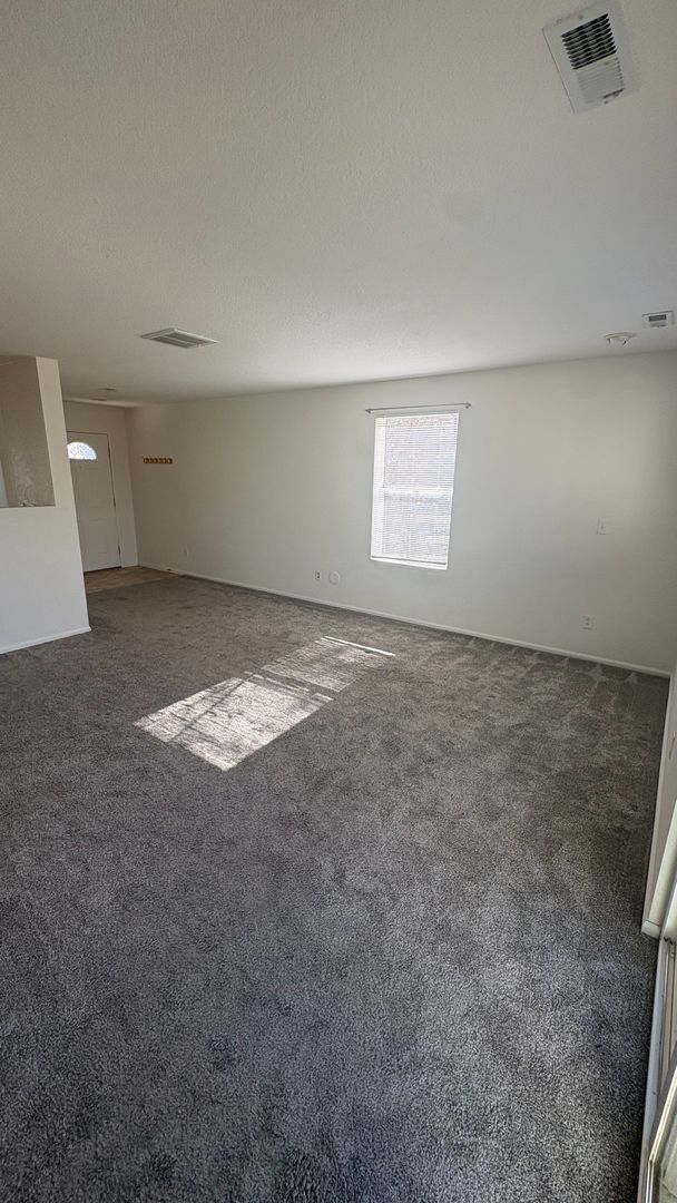 Foto del edificio - 2 Story Open Concept Home in Idaho Creek Neighborhood