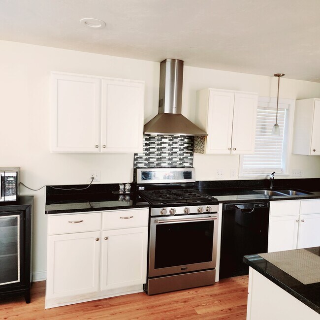 Foto del edificio - 3 Moore Dr