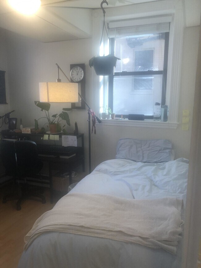 Foto del edificio - 4 Charlesgate E