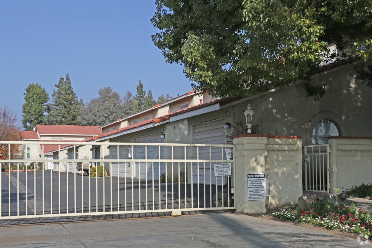 Primary Photo - Escalon Villas