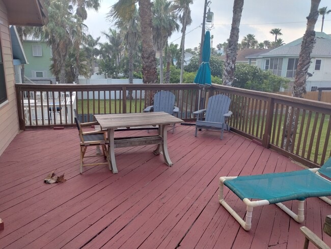 Building Photo - 103 E Capricorn Dr