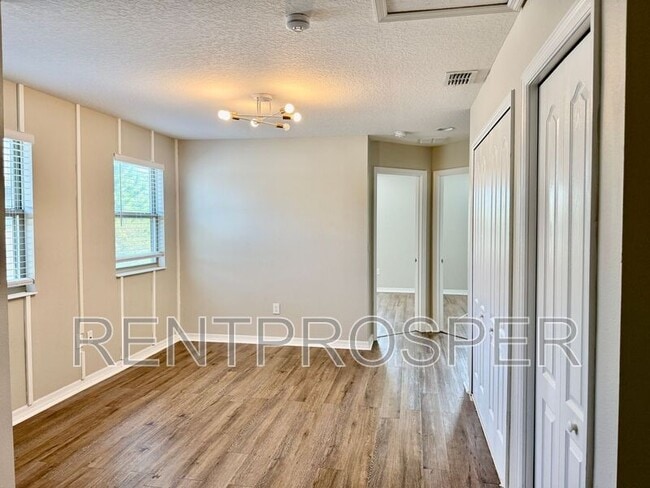 Building Photo - 1175 Flowing Tide Dr