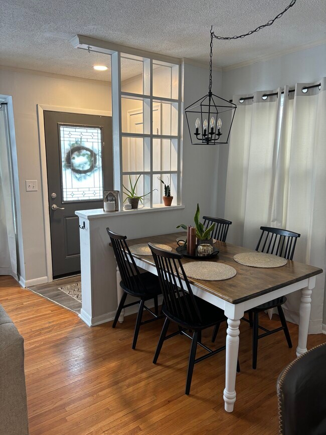 Foto del edificio - 923 14th St NE
