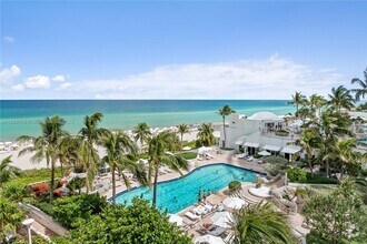 Building Photo - 18101 Collins Ave