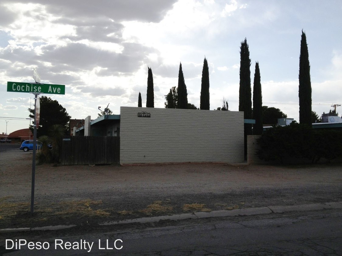 Primary Photo - 202 N Cochise Ave