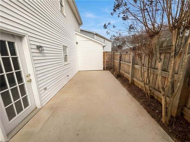 Foto del edificio - 119 Edgedale Ct