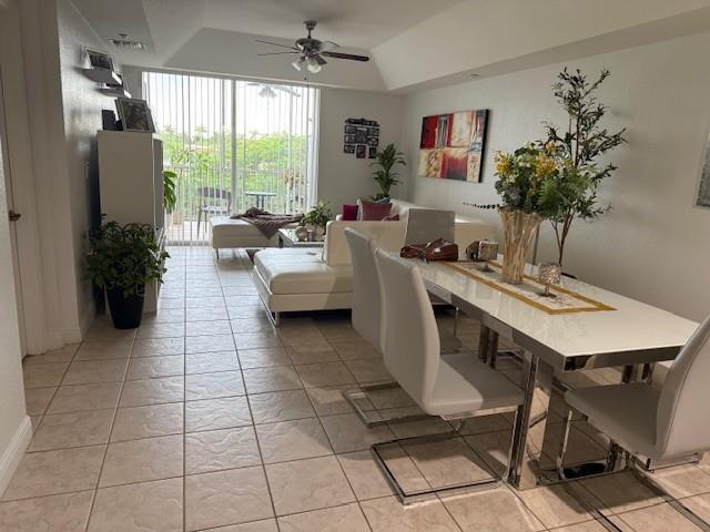 Foto del edificio - 10700 NW 66th St