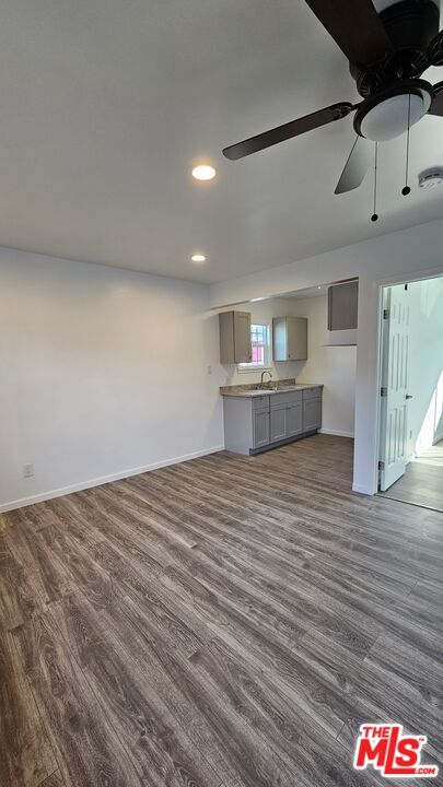 Foto del edificio - 136 W 99th St