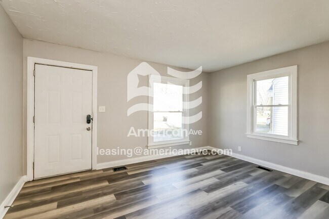 Foto del edificio - 3906 Jewell Ave