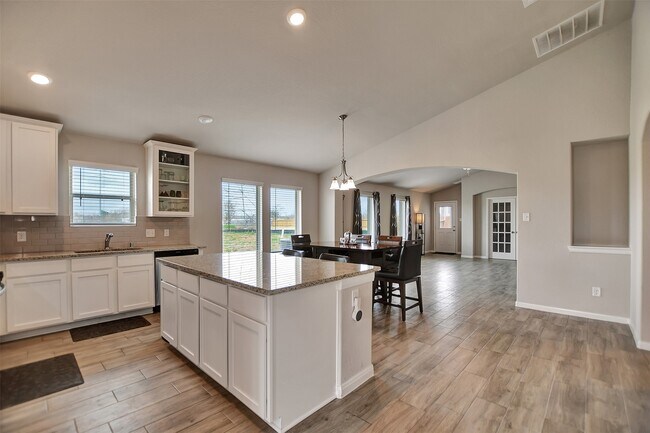 Building Photo - 388 Kendall Crest Dr