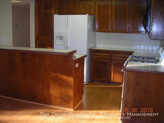 Foto del edificio - 367 N Melrose Dr
