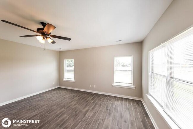 Building Photo - 50 Carriage House Rd SW