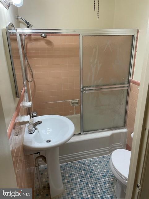 Foto del edificio - 227 E Tabor Rd
