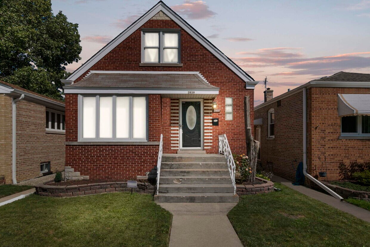 Foto principal - 3939 N Cumberland Ave