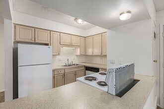 Interior Photo - The Bluffs