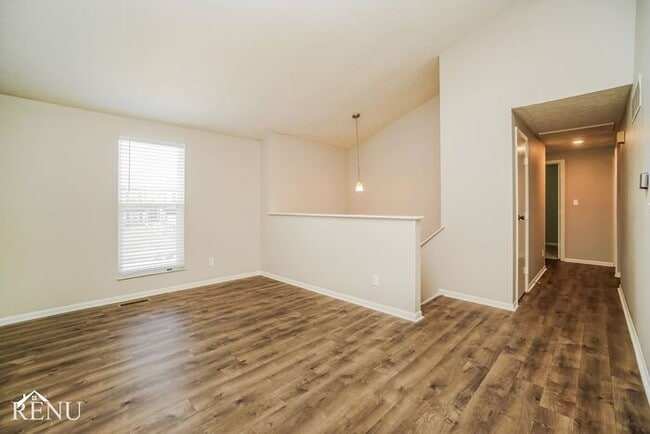 Building Photo - 2136 Summer Breeze Dr