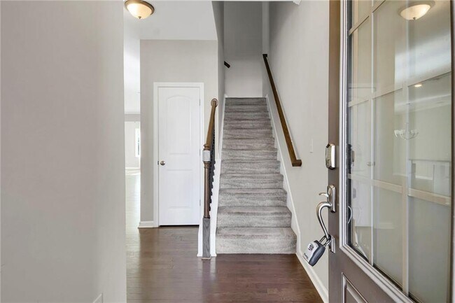 Foto del edificio - 811 Mason Grove Pkwy