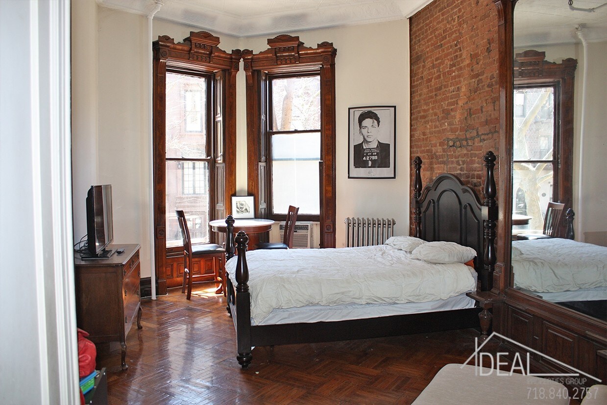 Foto principal - 205 Berkeley Pl