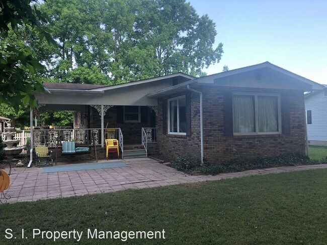 Building Photo - 3 br, 1.5 bath House - 107 Gribble Dr.