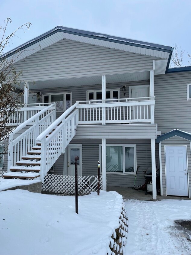 Primary Photo - 604 2nd Street, Unit 7