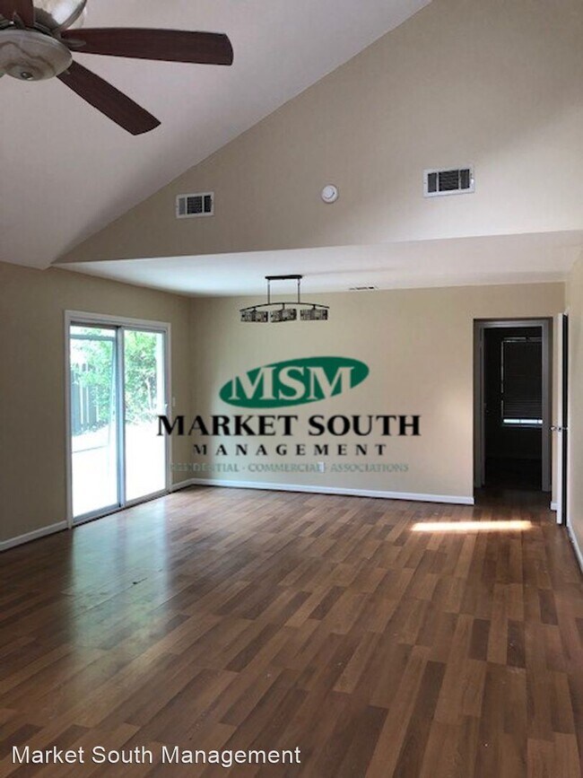 Foto del edificio - 3 br, 2 bath House - 114 E. Sagebrush Lane