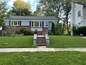 Building Photo - 11506 Mapleview Dr