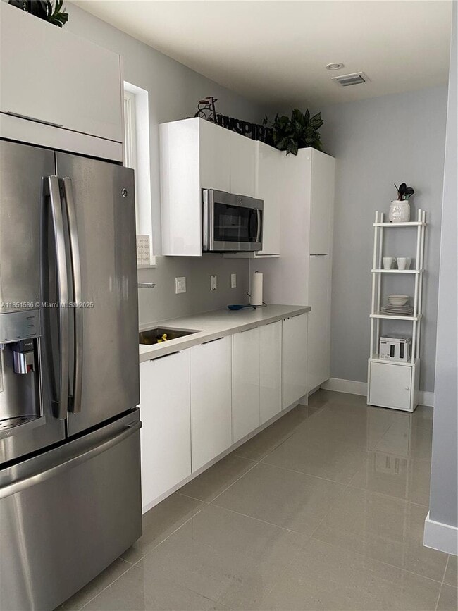Foto del edificio - 10424 NW 63rd Terrace