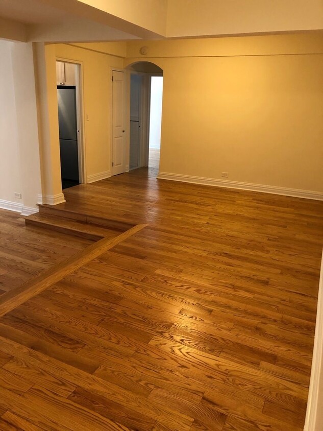 Primary Photo - 141 E 56th St