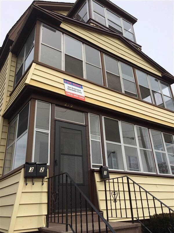 Building Photo - 3 br, 1 bath  - 279 Captain Thomas Blvd Fl 2