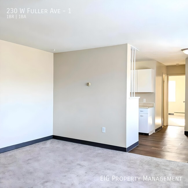 Foto del edificio - 230 W Fuller Ave