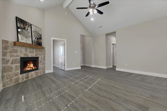 Foto del edificio - Brand New Spacious 4-bedroom, 2-bathroom W...