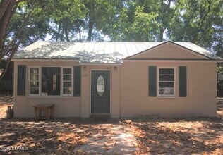 Building Photo - 2906 Polk St