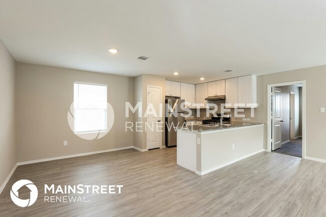 Building Photo - 7246 Meadow Acrs