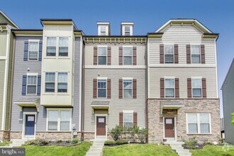 Building Photo - 1821 Jameson Dr