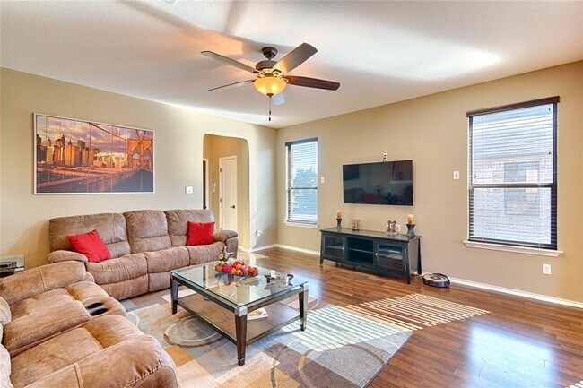 Foto del edificio - 505 Willow Walk Dr