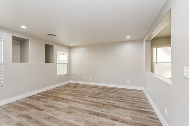 Foto del edificio - 9534 Vast Valley Ave