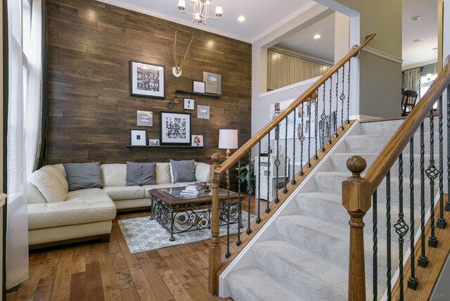 Living - 2656 Dunraven Ave