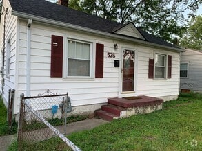 Building Photo - 525 W Florence Ave
