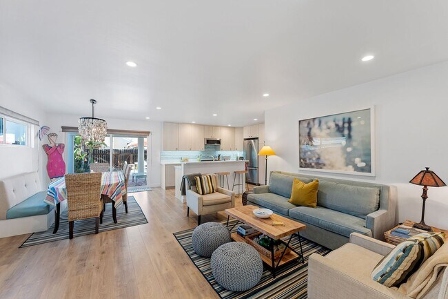 Foto del edificio - 5207 Sealane Way