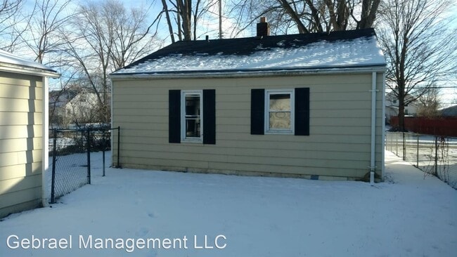 Building Photo - 1601 W Atherton Rd