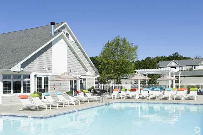 Liv Arbors Apartments Traverse City Mi Apartments Com