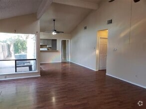 Building Photo - 557 Prairie Dell St