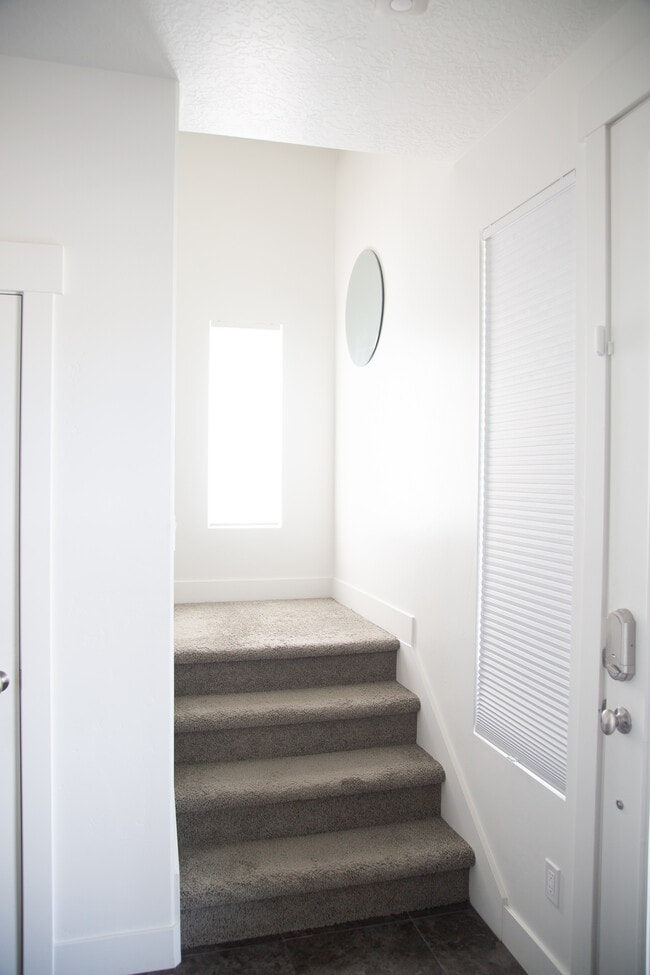 Entry Way Stairs/Closet - 11108 S Owen Ridge Way