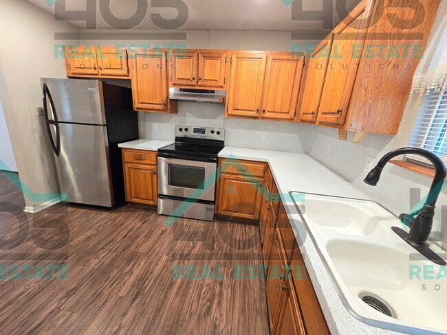 Building Photo - 3 Bed Rental in Carl Albert District!