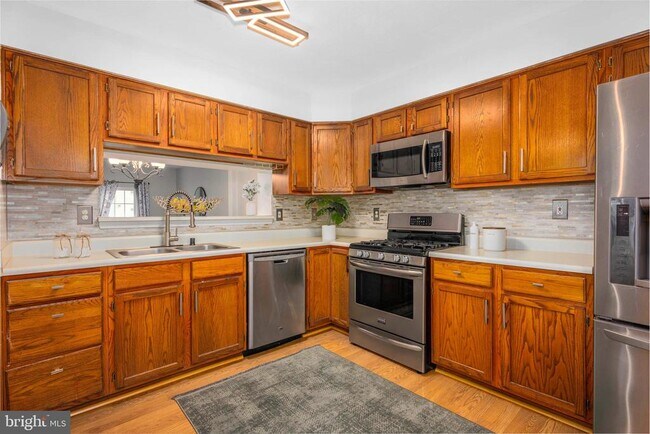 Foto del edificio - 5335 Hollowstone Cir