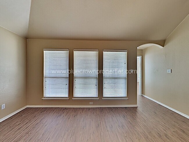 Foto del edificio - 2056 Graham Ranch Rd